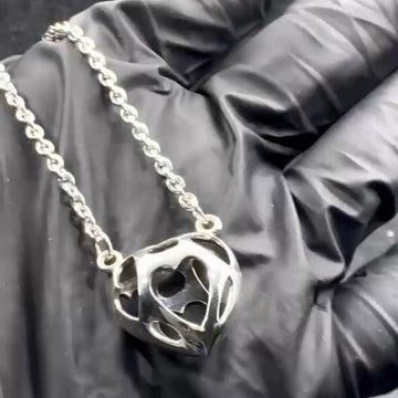 Bold Filigree Heart Silver Necklace TNC425P